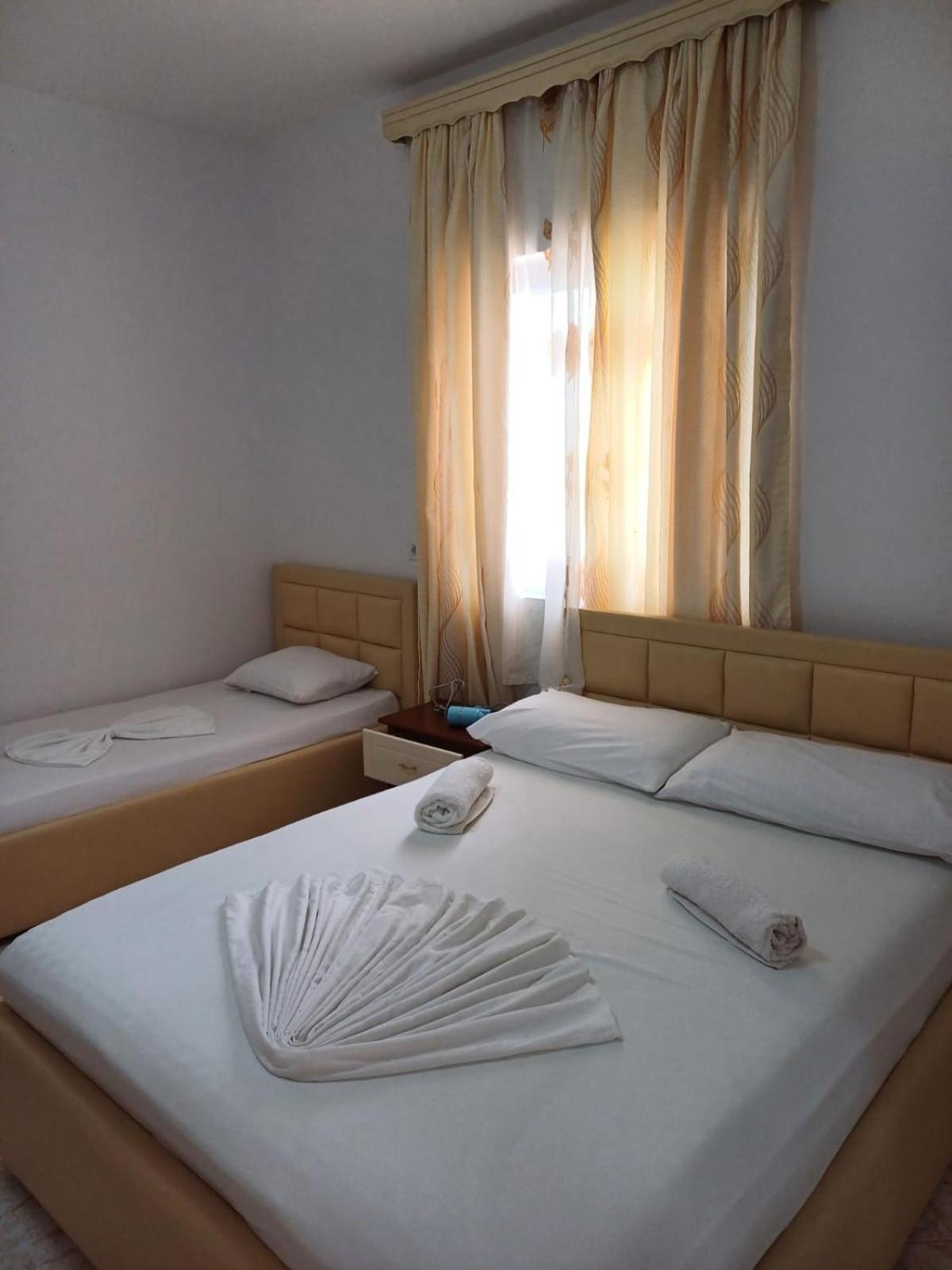 Vila Erjoni คซามิล ภายนอก รูปภาพ
